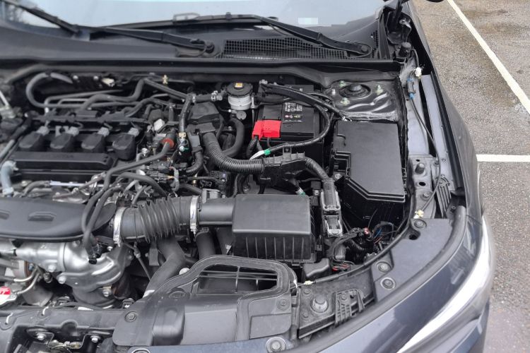 Used Honda Civic 2022 240TURBO CVT Dynamic Edition Engine Bay Left