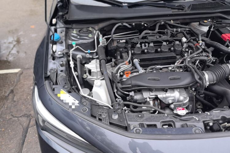 Used Honda Civic 2022 240TURBO CVT Dynamic Edition Engine Bay Right