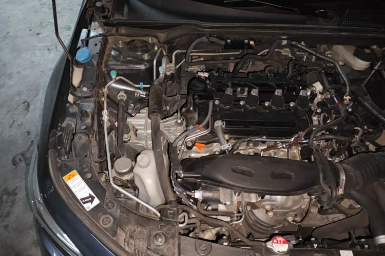 Used Honda Civic 2022 240TURBO CVT Dynamic Control Version Engine Bay Right