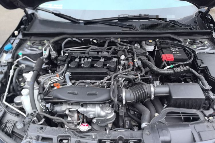Used Honda Civic 2022 240TURBO CVT Dynamic Edition Engine Bay