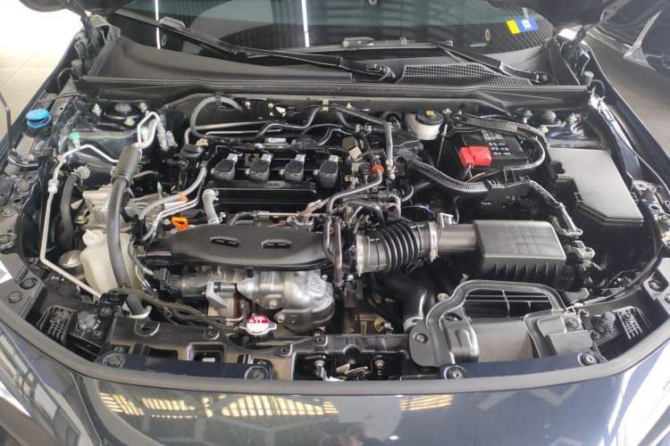 Used Honda Civic 2022 240TURBO CVT Dynamic Edition Engine Bay