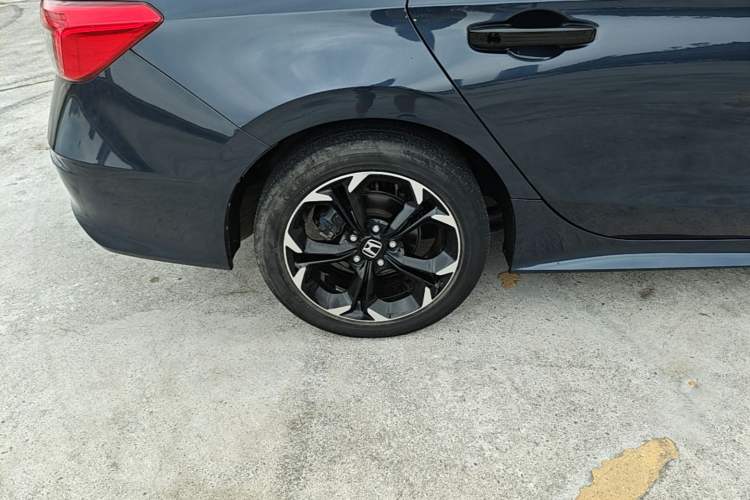 Used Honda Civic 2022 240TURBO CVT Dynamic Edition Exterior 5