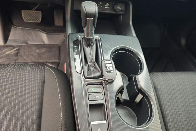 Used Honda Civic 2022 240TURBO CVT Dynamic Edition Gear Lever