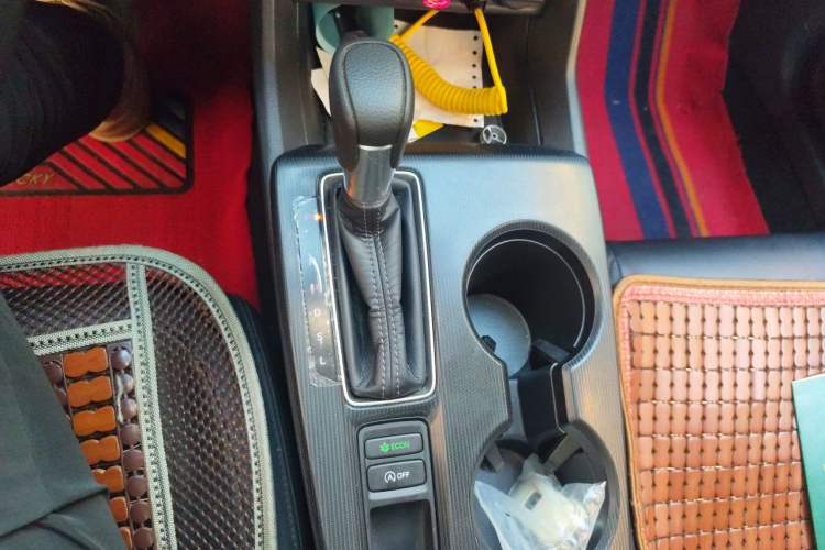 Used Honda Civic 2022 240TURBO CVT Dynamic Edition Gear Lever