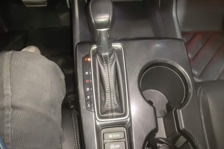 Used Honda Civic 2022 240TURBO CVT Dynamic Edition Gear Lever