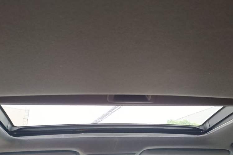 Used Honda Civic 2022 240TURBO CVT Dynamic Edition Headliner
