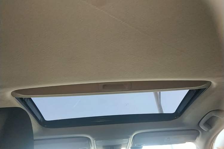 Used Honda Civic 2022 240TURBO CVT Dynamic Edition Headliner