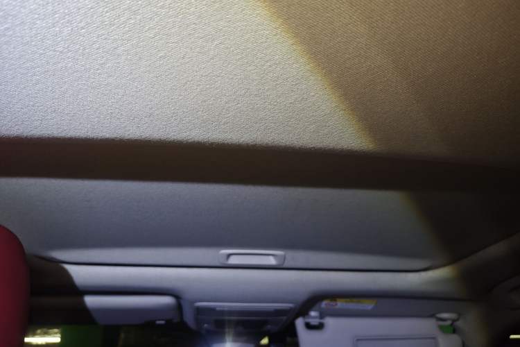 Used Honda Civic 2022 240TURBO CVT Dynamic Edition Headliner