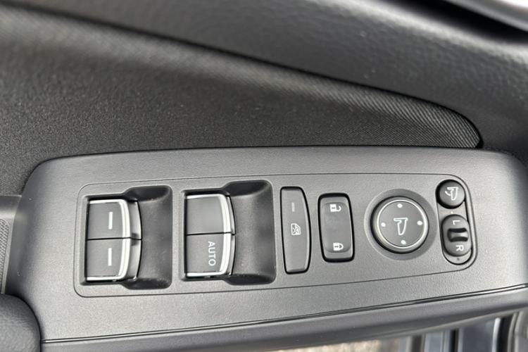 Used Honda Civic 2022 240TURBO CVT Dynamic Edition Interior 4