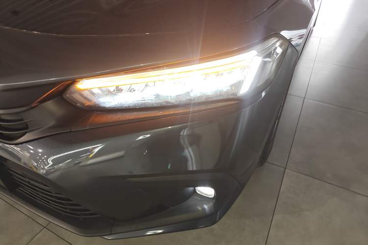 Used Honda Civic 2022 240TURBO CVT Dynamic Edition Left Front Headlight