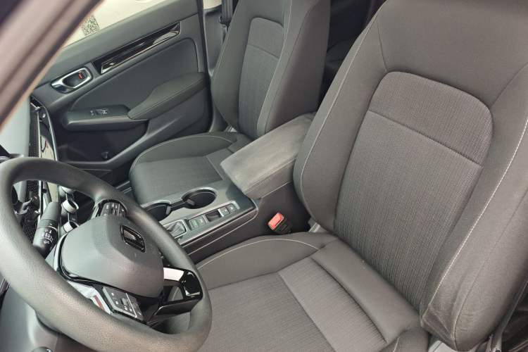 Used Honda Civic 2022 240TURBO CVT Dynamic Edition Left Front Seat