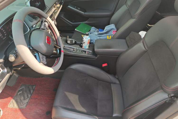Used Honda Civic 2022 240TURBO CVT Ignition Edition Left Front Seat