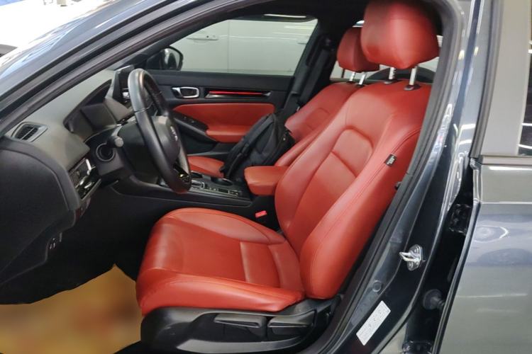 Used Honda Civic 2022 240TURBO CVT Dynamic Edition Left Front Seat