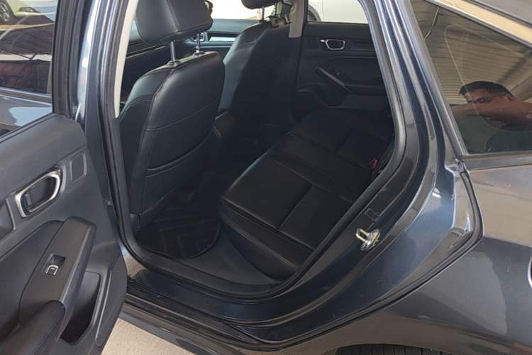 Used Honda Civic 2022 240TURBO CVT Dynamic Edition Left Rear Seat