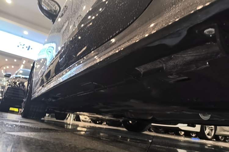 Used Honda Civic 2022 240TURBO CVT Dynamic Edition Left Side Sill