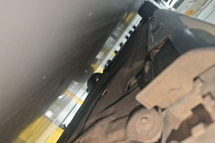 Used Honda Civic 2022 240TURBO CVT Dynamic Edition Left Side Sill
