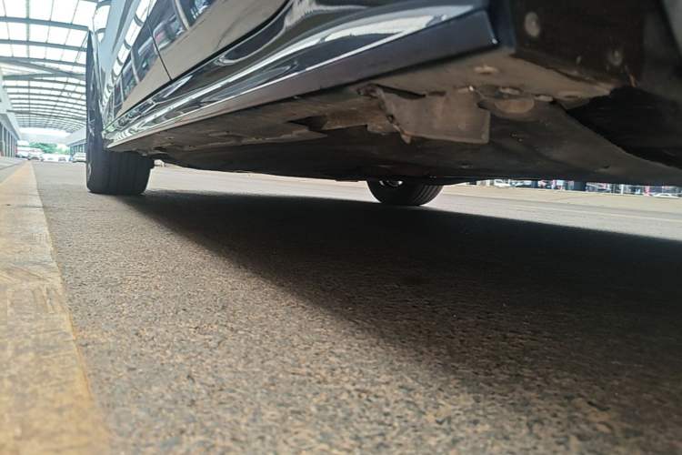 Used Honda Civic 2022 240TURBO CVT Dynamic Edition Left Side Sill