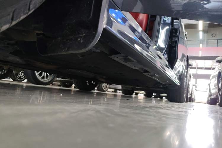 Used Honda Civic 2022 240TURBO CVT Dynamic Edition Left Side Sill