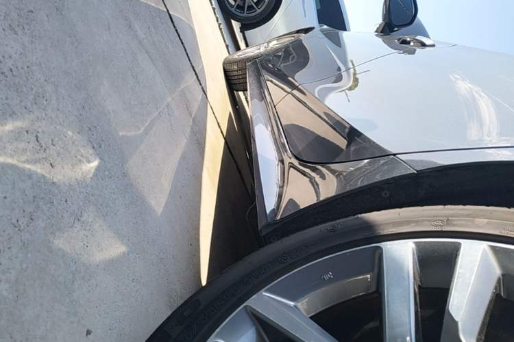 Used Honda Civic 2022 240TURBO CVT Dynamic Edition Left Side Sill