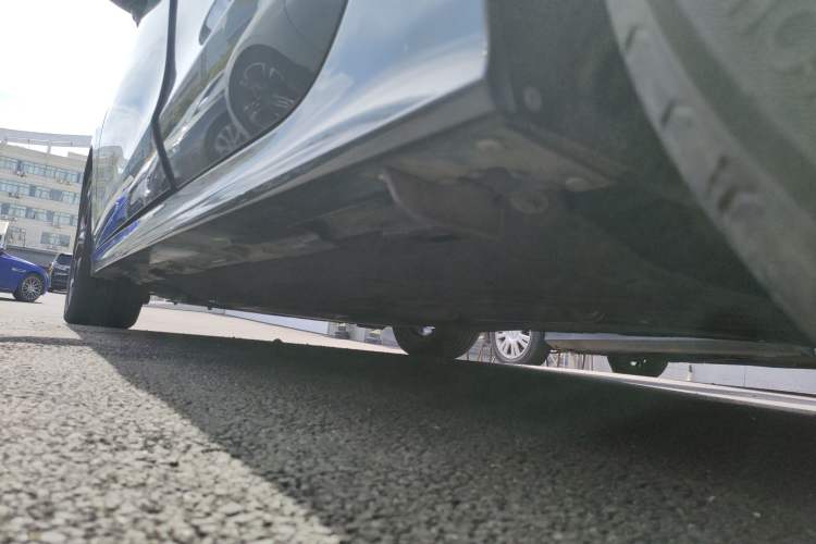 Used Honda Civic 2022 240TURBO CVT Dynamic Edition Left Side Sill