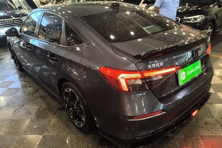 Used Honda Civic 2022 240TURBO CVT Dynamic Edition Rear Left 45 Deg