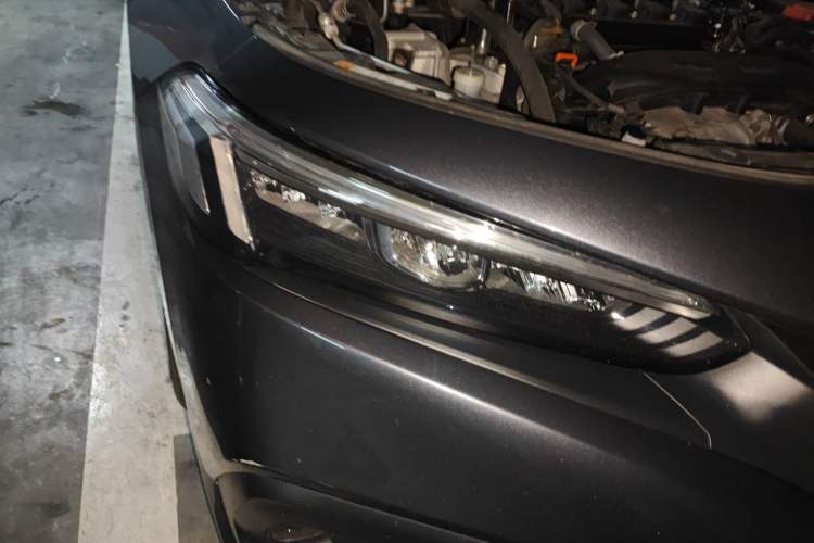 Used Honda Civic 2022 240TURBO CVT Dynamic Control Version Right Front Headlight