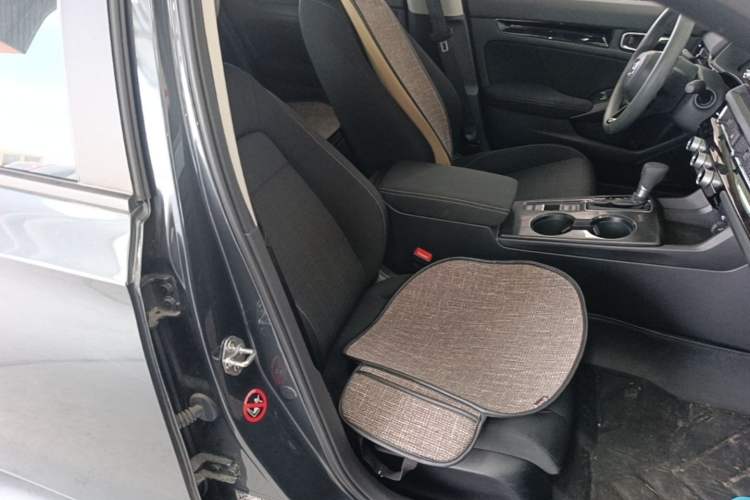 Used Honda Civic 2022 240TURBO CVT Dynamic Edition Right Front Seat