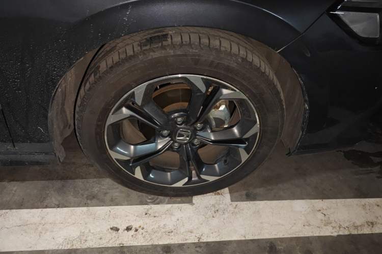Used Honda Civic 2022 240TURBO CVT Dynamic Control Version Right Front Wheel Hub