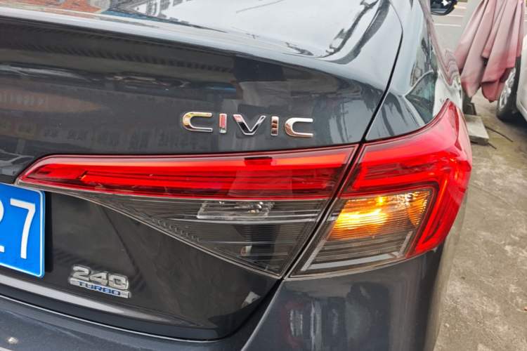 Used Honda Civic 2022 240TURBO CVT Dynamic Edition Right Rear Taillight