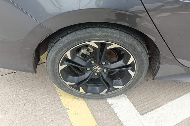 Used Honda Civic 2022 240TURBO CVT Dynamic Edition Right Rear Wheel Hub