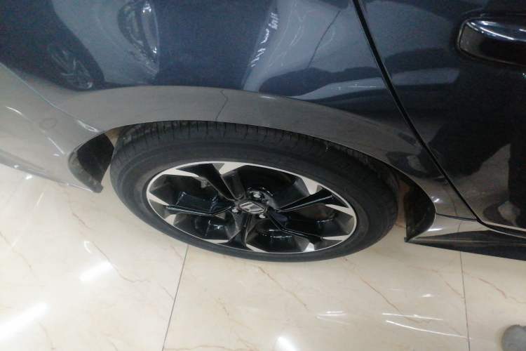 Used Honda Civic 2022 240TURBO CVT Dynamic Edition Right Rear Wheel Hub