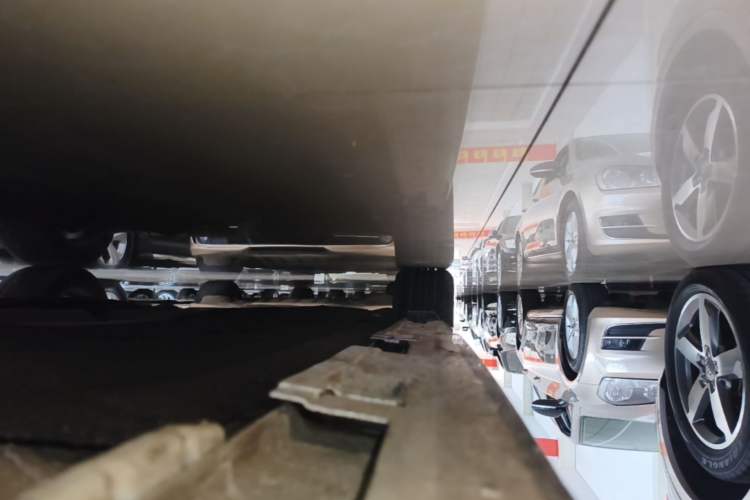 Used Honda Civic 2022 240TURBO CVT Dynamic Edition Right Side Sill