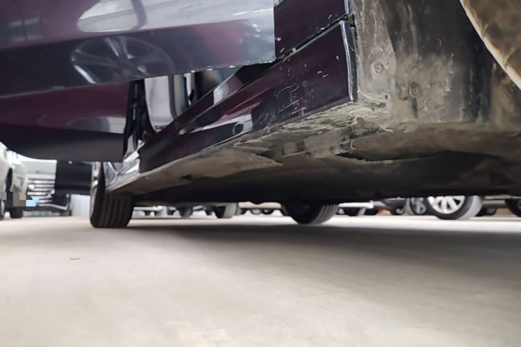 Used Honda Civic 2022 240TURBO CVT Dynamic Edition Right Side Sill