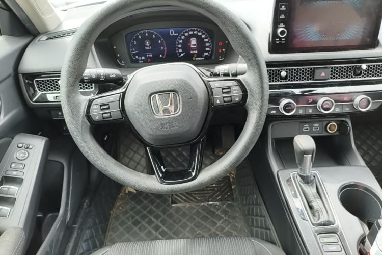 Used Honda Civic 2022 240TURBO CVT Dynamic Edition Steering Wheel