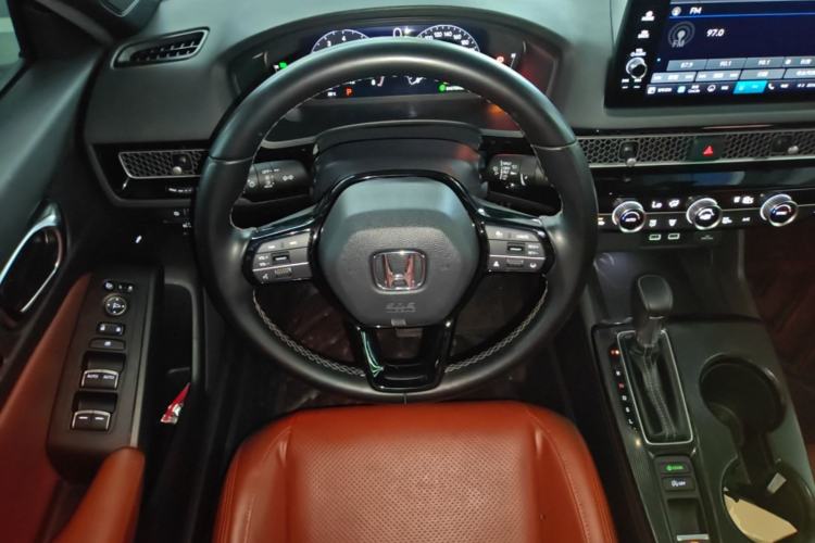 Used Honda Civic 2022 240TURBO CVT Dynamic Edition Steering Wheel