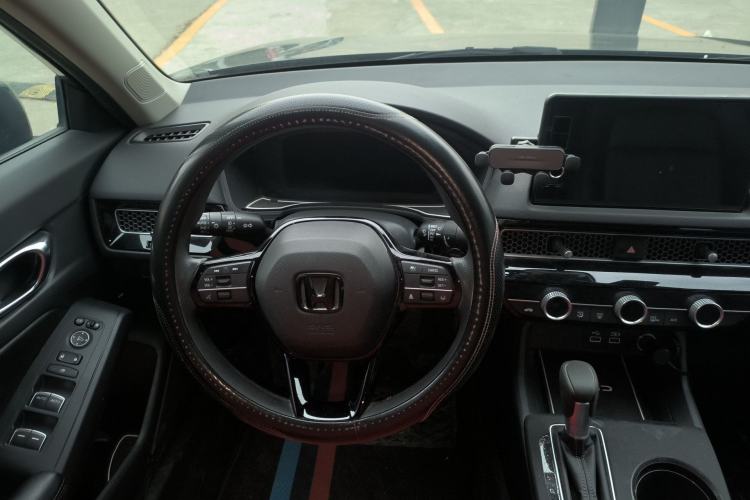 Used Honda Civic 2022 240TURBO CVT Dynamic Edition Steering Wheel