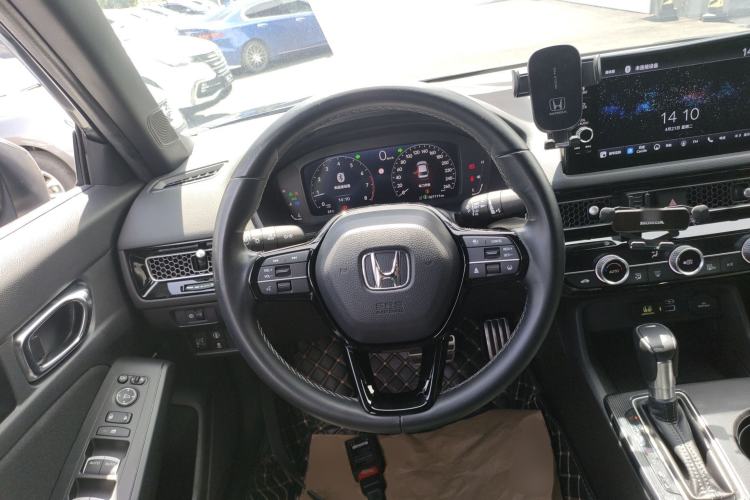Used Honda Civic 2022 240TURBO CVT Dynamic Edition Steering Wheel