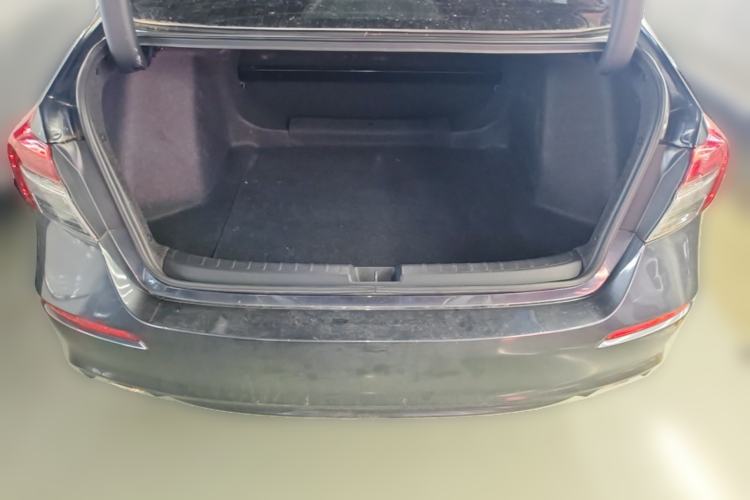 Used Honda Civic 2022 240TURBO CVT Dynamic Edition Trunk
