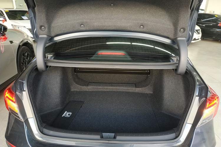 Used Honda Civic 2022 240TURBO CVT Jingcheng Edition Trunk
