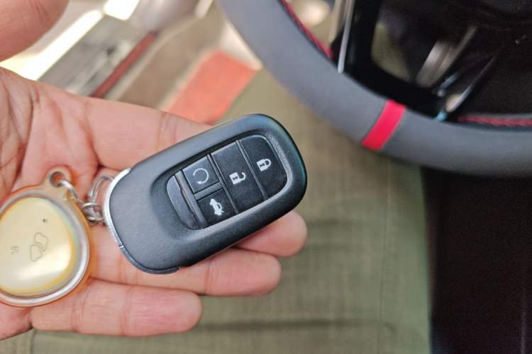 Used Honda Civic 2022 240TURBO CVT Ignition Edition Vehicle Key