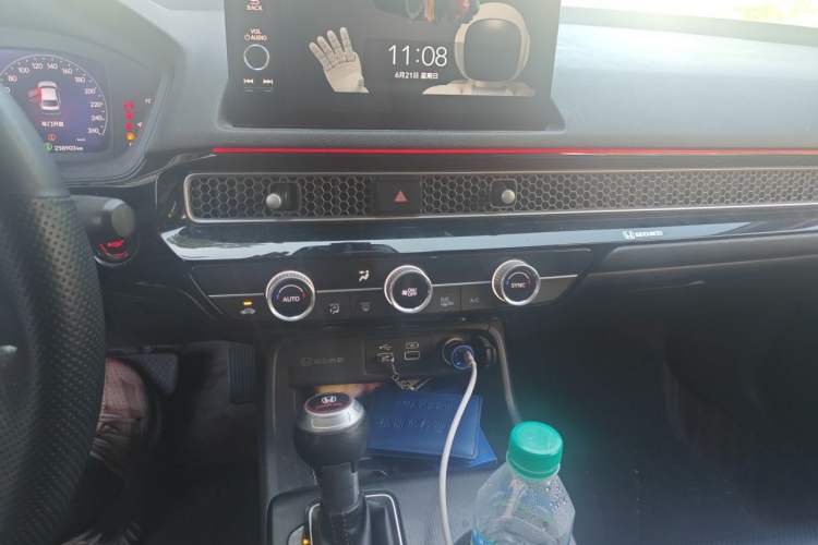 Used Honda Civic 2022 240TURBO CVT Dynamic Edition Audio And AC Panel