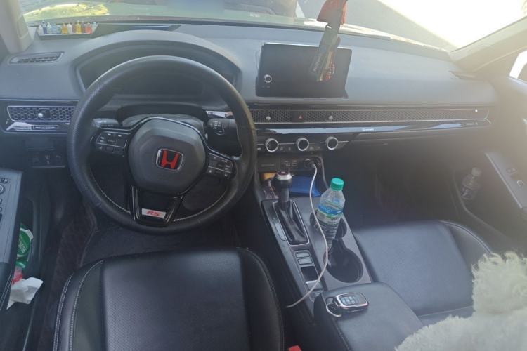 Used Honda Civic 2022 240TURBO CVT Dynamic Edition Center Console