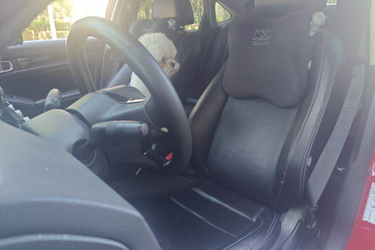 Used Honda Civic 2022 240TURBO CVT Dynamic Edition Left Front Seat