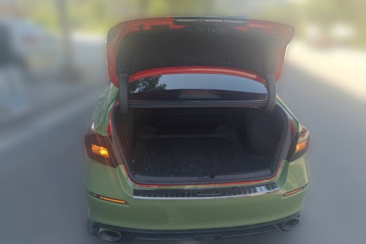 Used Honda Civic 2022 240TURBO CVT Dynamic Edition Trunk