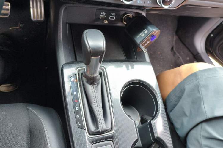 Used Honda Civic 2022 240TURBO CVT Dynamic Edition Gear Lever