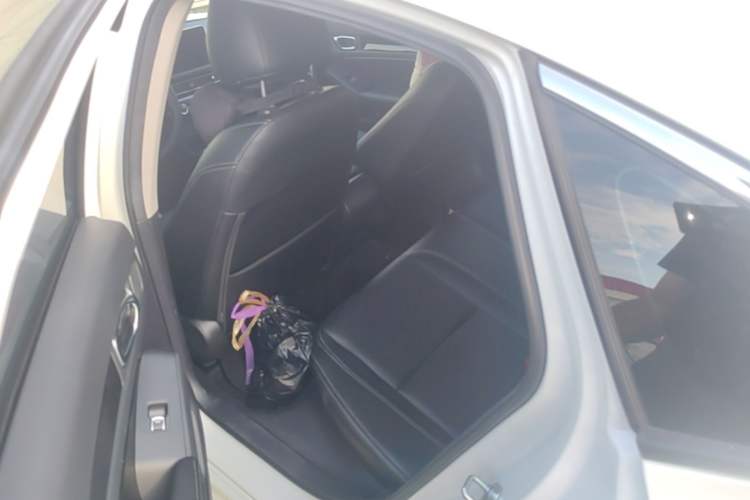 Used Honda Civic 2022 240TURBO CVT Dynamic Edition Left Rear Seat