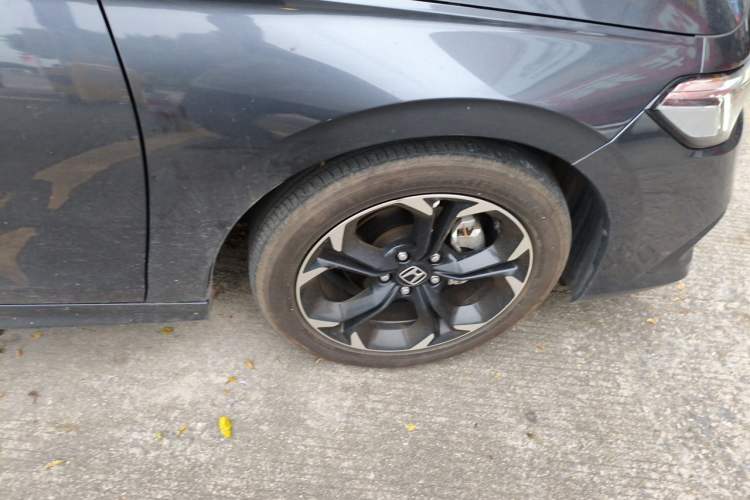 Used Honda Civic 2022 240TURBO CVT Dynamic Edition Right Front Wheel Hub