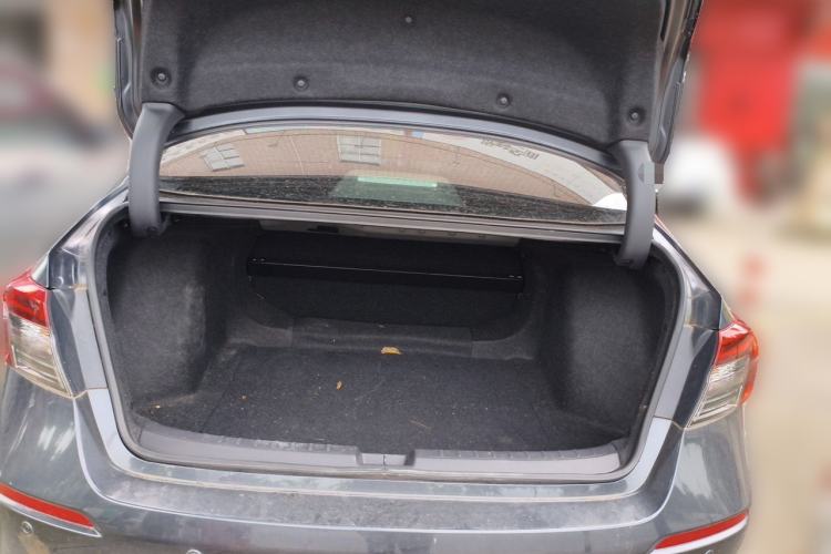 Used Honda Civic 2022 240TURBO CVT Dynamic Edition Trunk