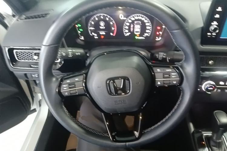 Used Honda Civic 2022 240TURBO CVT Dynamic Edition Steering Wheel
