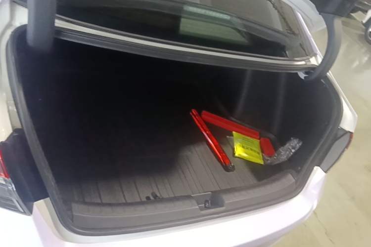 Used Honda Civic 2022 240TURBO CVT Dynamic Edition Trunk